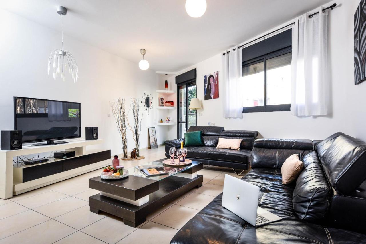 Stunning 2Br Apt W Balcony In City Center By Sea N' Rent Тель-Авив Экстерьер фото