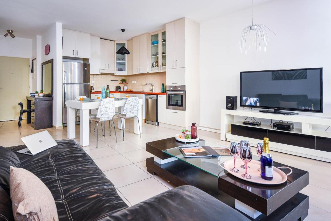 Stunning 2Br Apt W Balcony In City Center By Sea N' Rent Тель-Авив Экстерьер фото