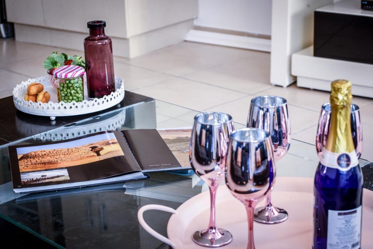 Stunning 2Br Apt W Balcony In City Center By Sea N' Rent Тель-Авив Экстерьер фото